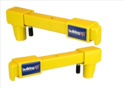 Bulldog VA50 is a pair of highly visible locks keyed alike that are suitable for the rear door and nearside sliding door.